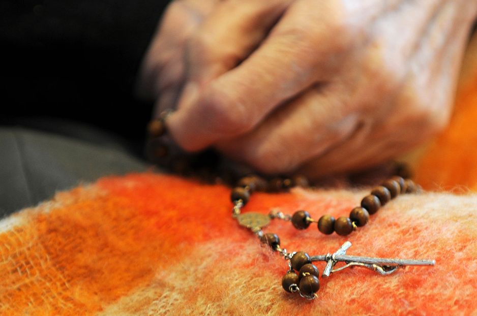 Das Ave Maria ist Hauptbestandteil des Rosenkranzgebets. 